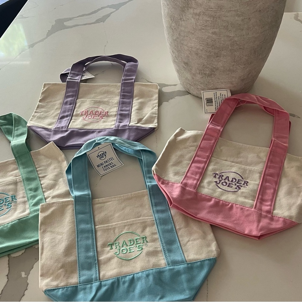 SPECIAL EDITION Trader Joe’s mini totes pastels Easter Pink Purple Green purple